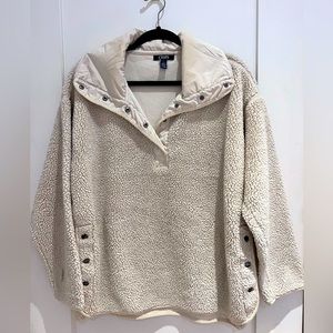 Unisex CHAPS teddy pullover